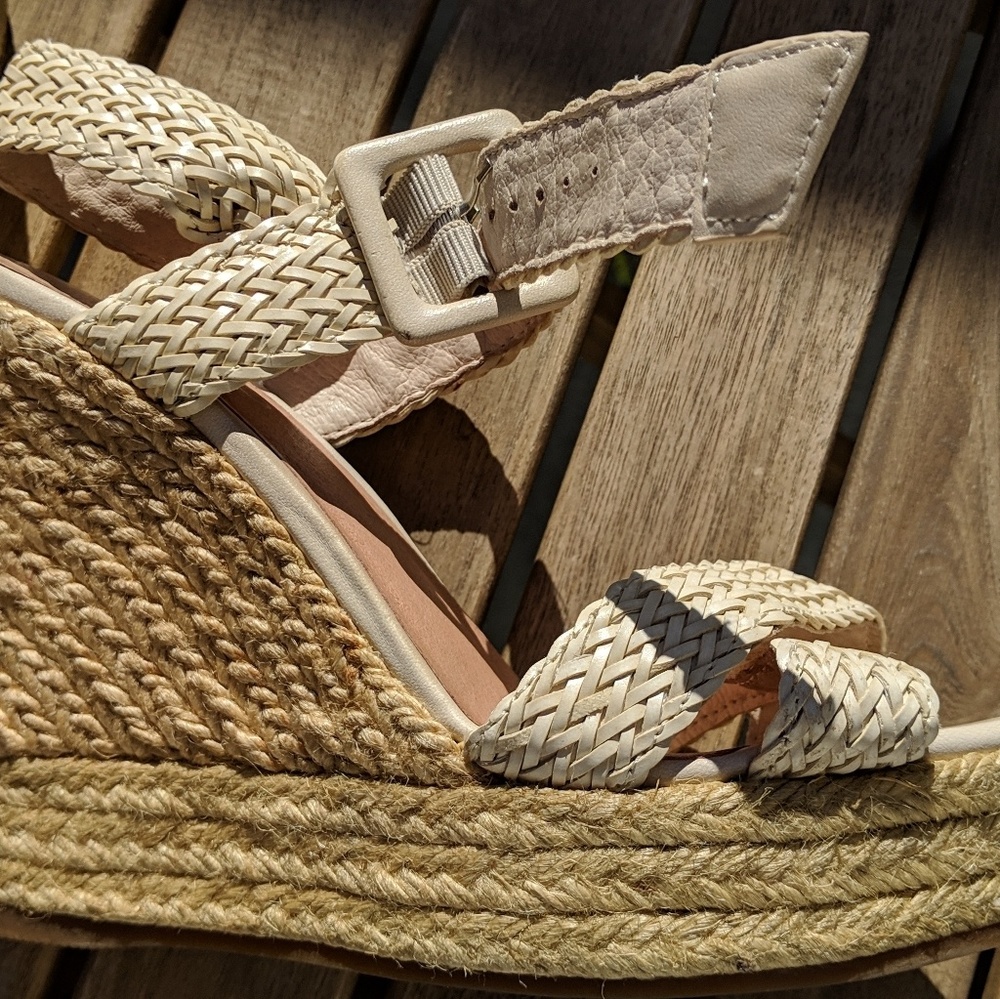 ALDO Strawed Ivory espadrilles US 6